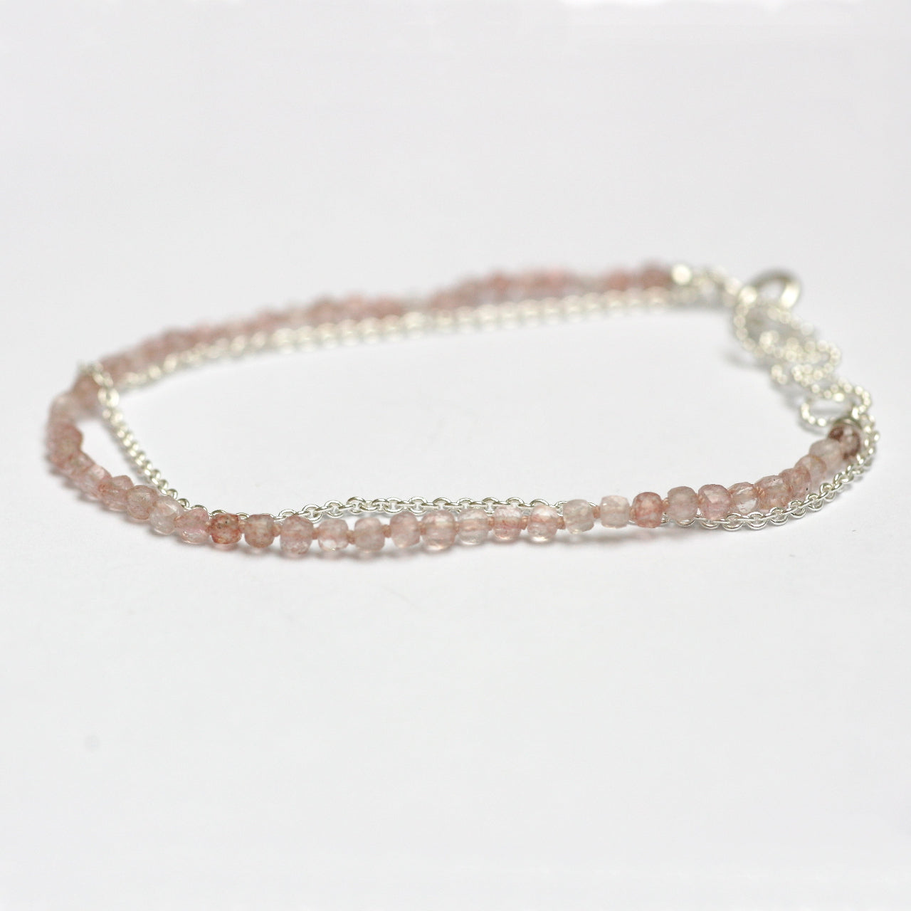 armbandjes met zilver en stenen