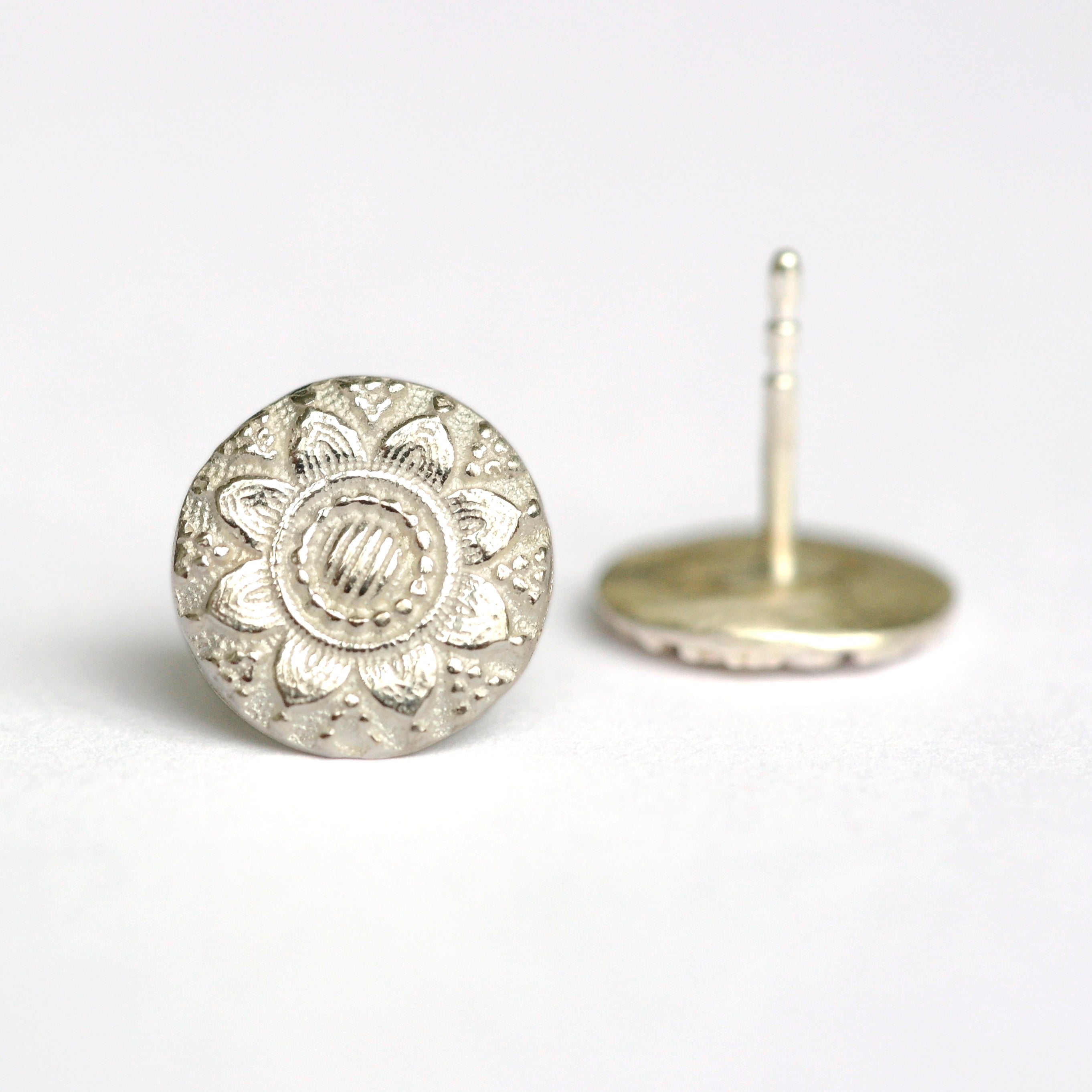 Middelburg oorstekers zilver - Hester Zagt