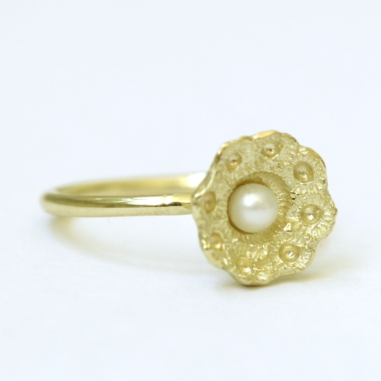 Zeeuwse ring klein goud met parel - Hester Zagt