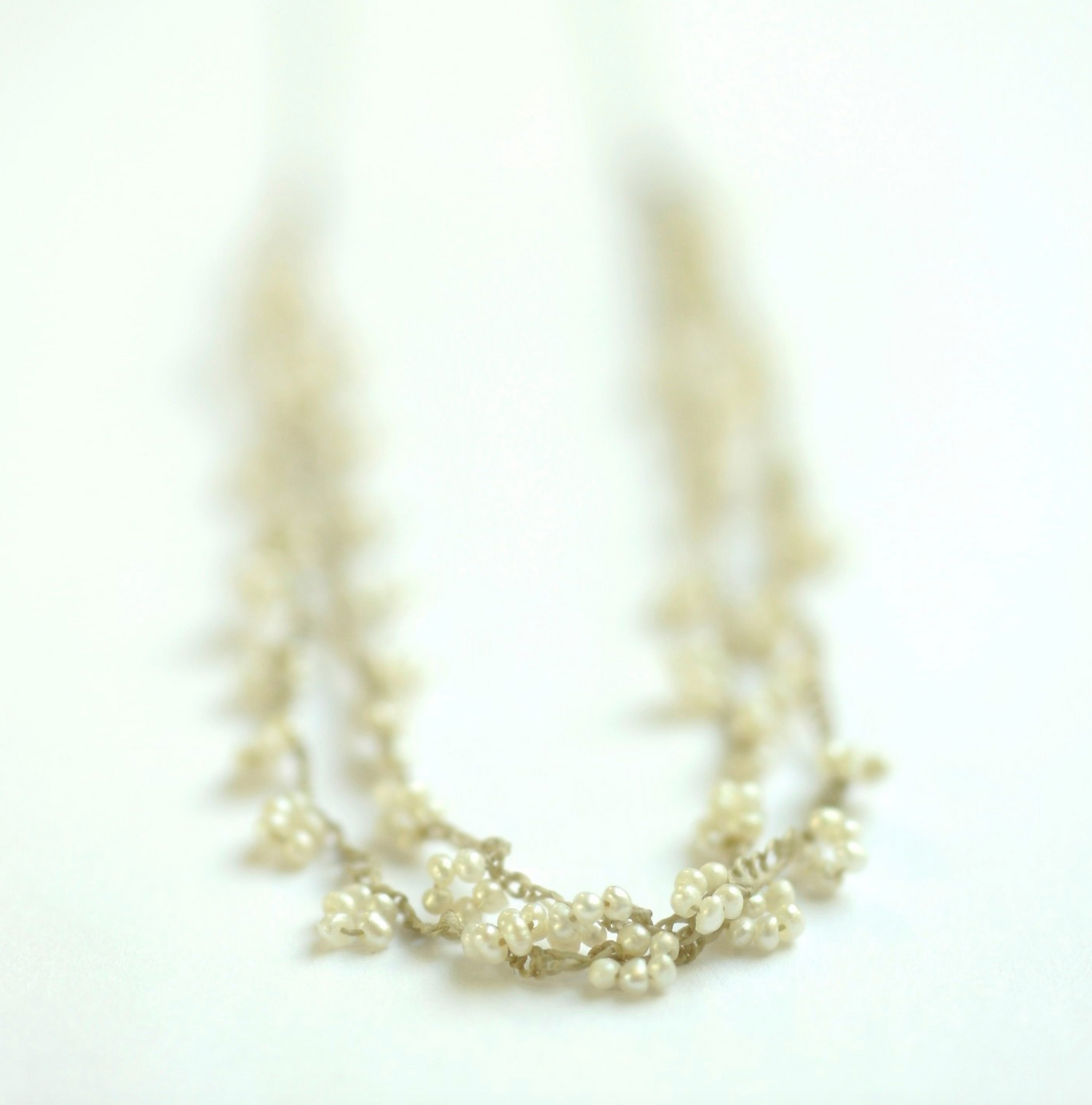 ketting witte pareltjes p66