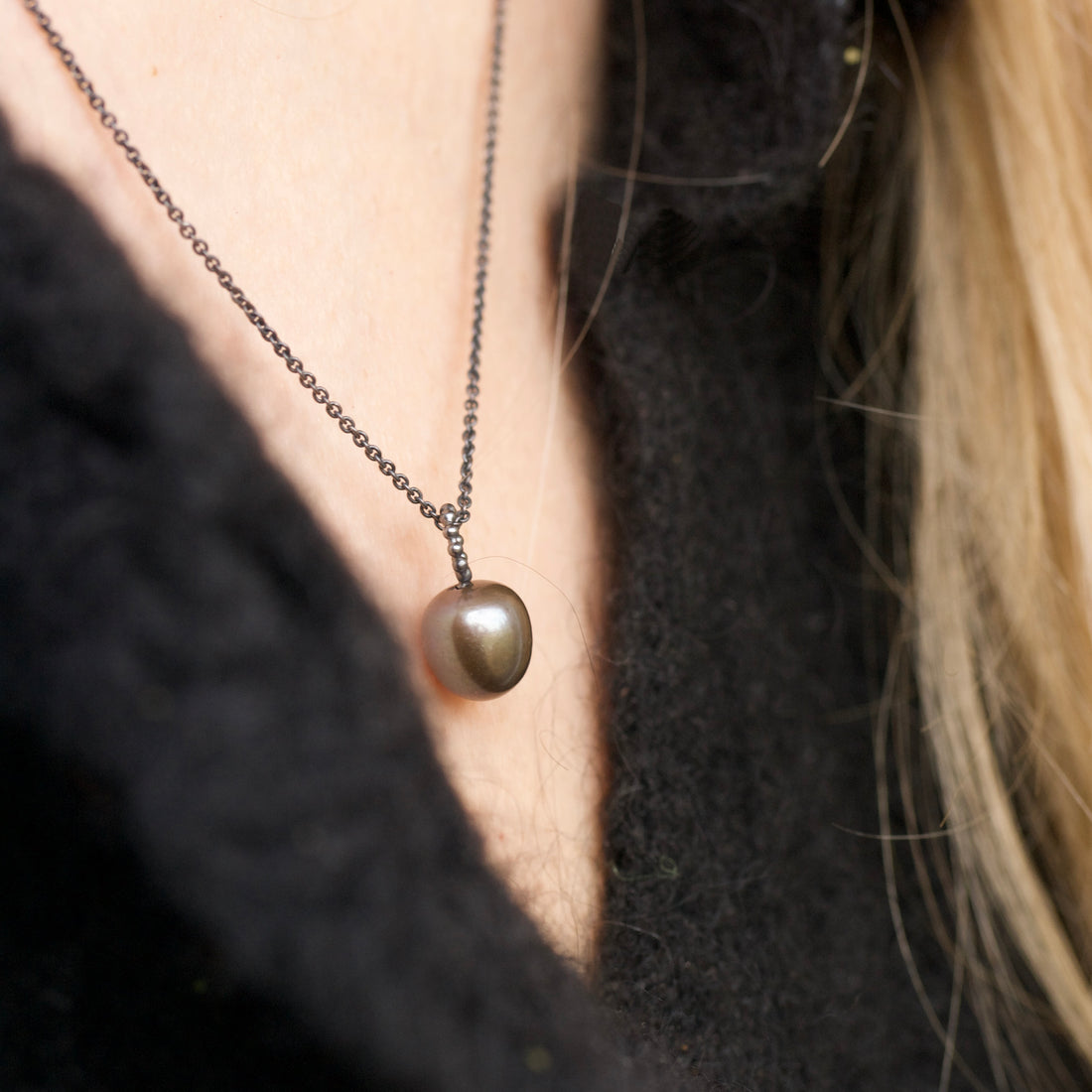 Pendant Vermeer, girl with a pearl earring