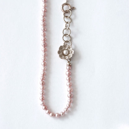 Zeeuwse ketting goud klein ornament met roze pareltjes - Hester Zagt