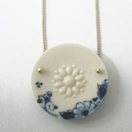 delfts blauw ketting, handbeschilderd - Hester Zagt